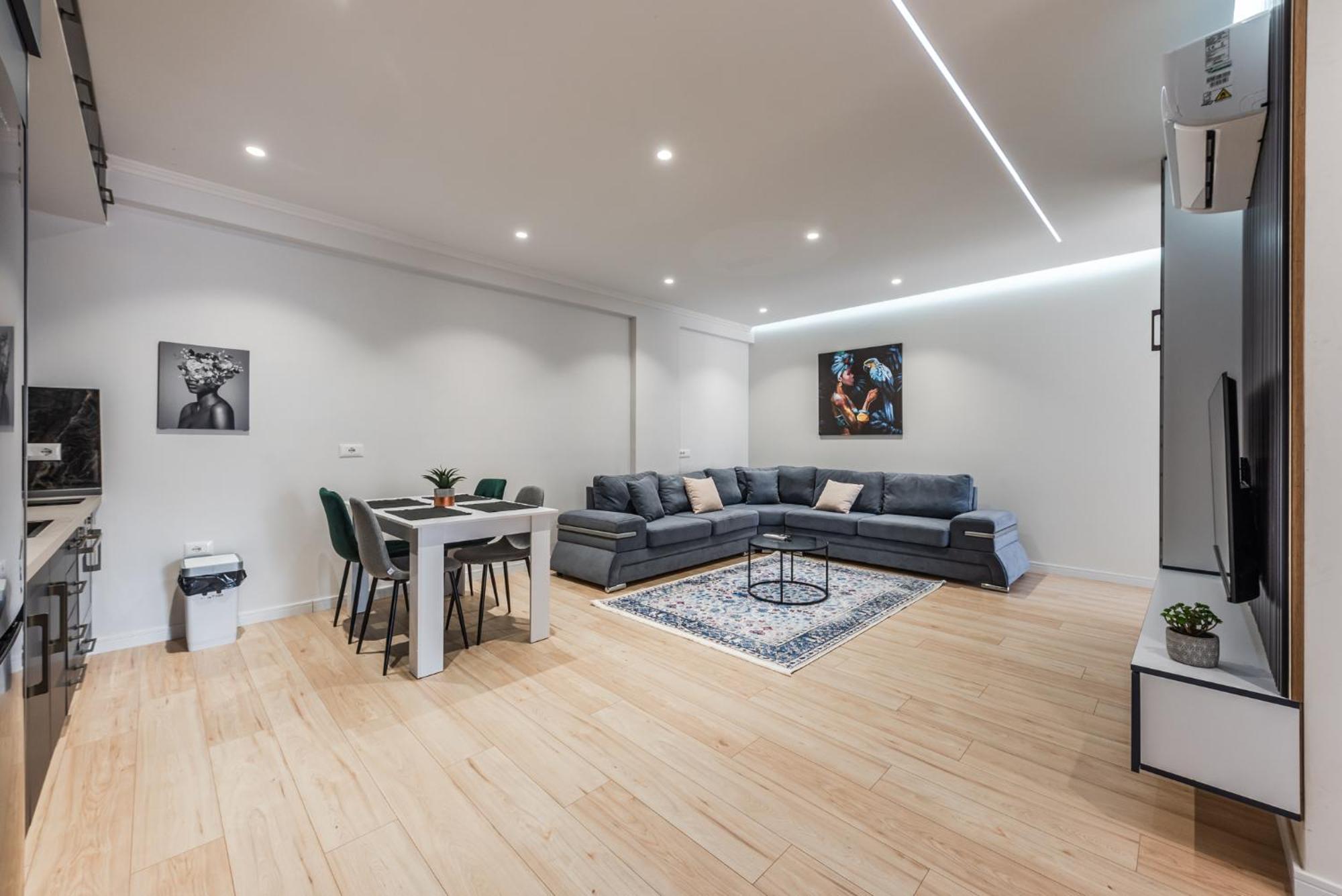 Mumba Apartments By Kondo Stays Тирана Экстерьер фото