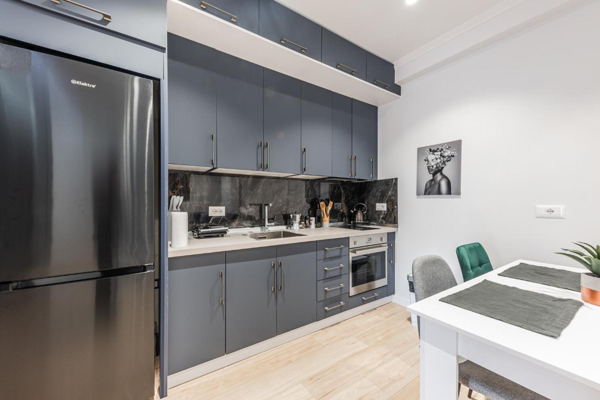 Mumba Apartments By Kondo Stays Тирана Экстерьер фото