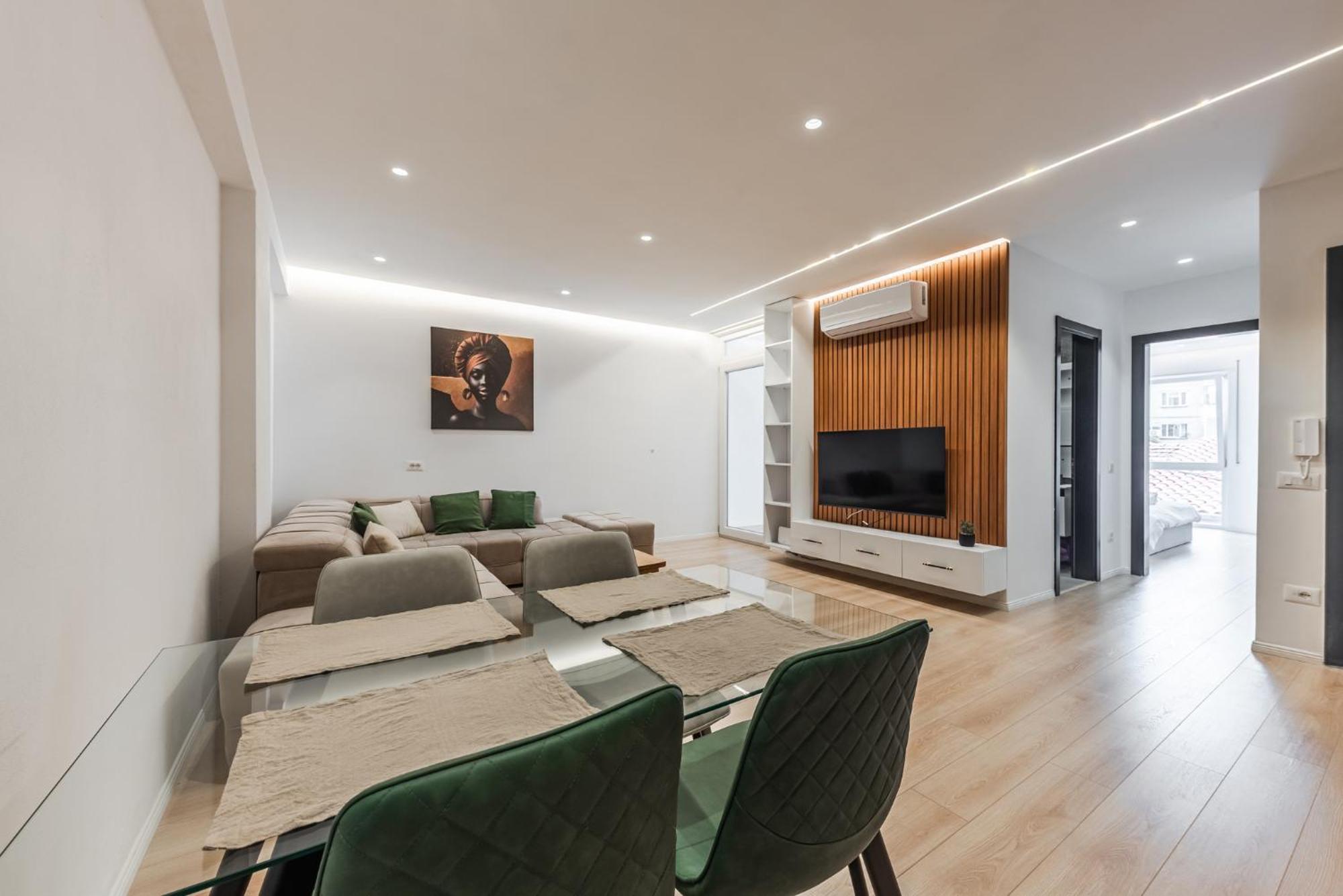 Mumba Apartments By Kondo Stays Тирана Экстерьер фото