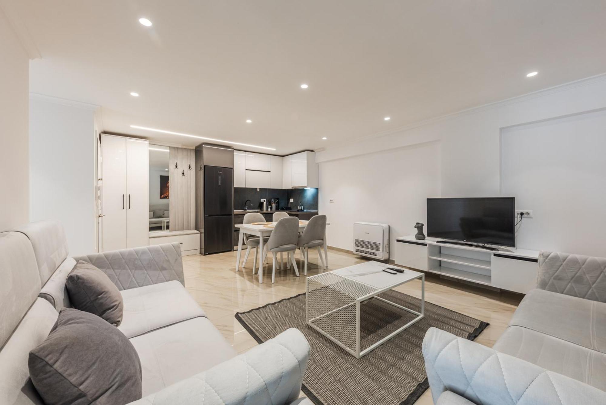 Mumba Apartments By Kondo Stays Тирана Экстерьер фото